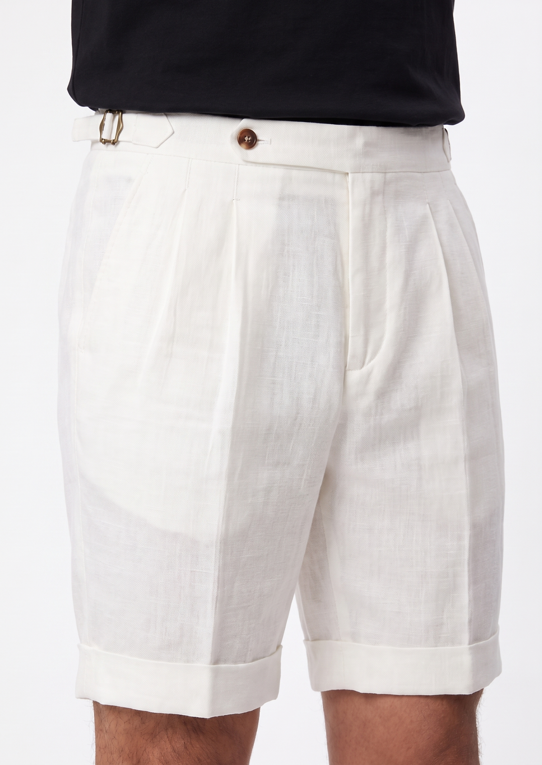 Pleated Linen Seaside Shorts white image 2 #color_white
