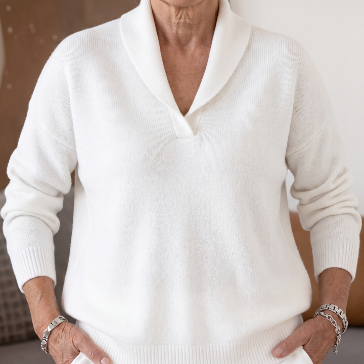 Clarissa | The Forgiving-Fit V-Neck Jumper
