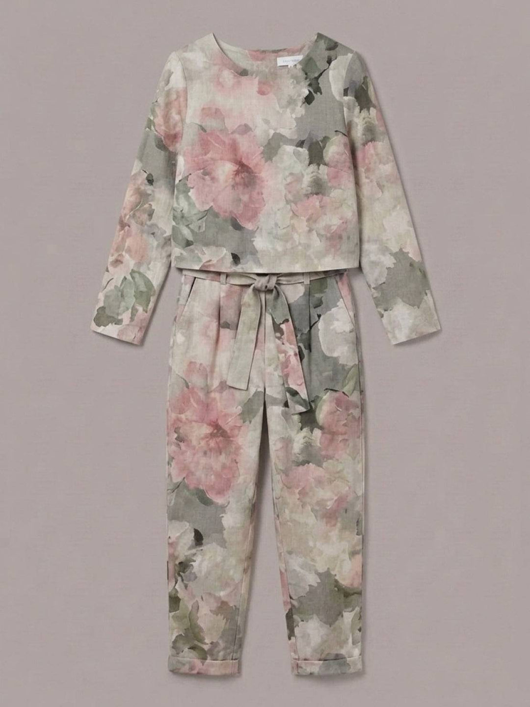 Cotton-Linen Monochrome Capsule pastel floral image 2 