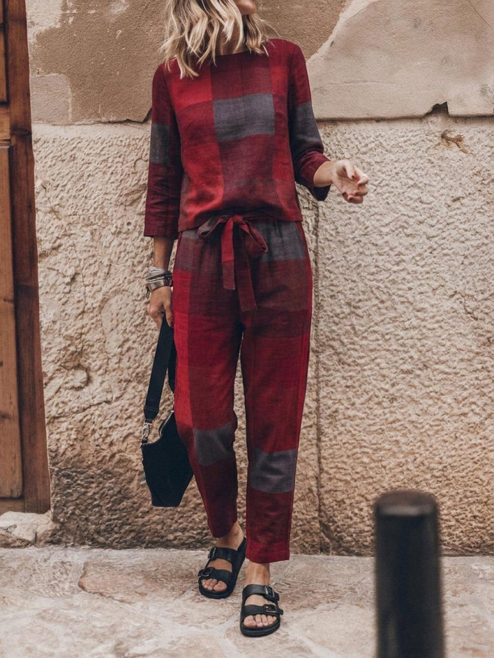 Cotton-Linen Monochrome Capsule crimson tartan image 4 