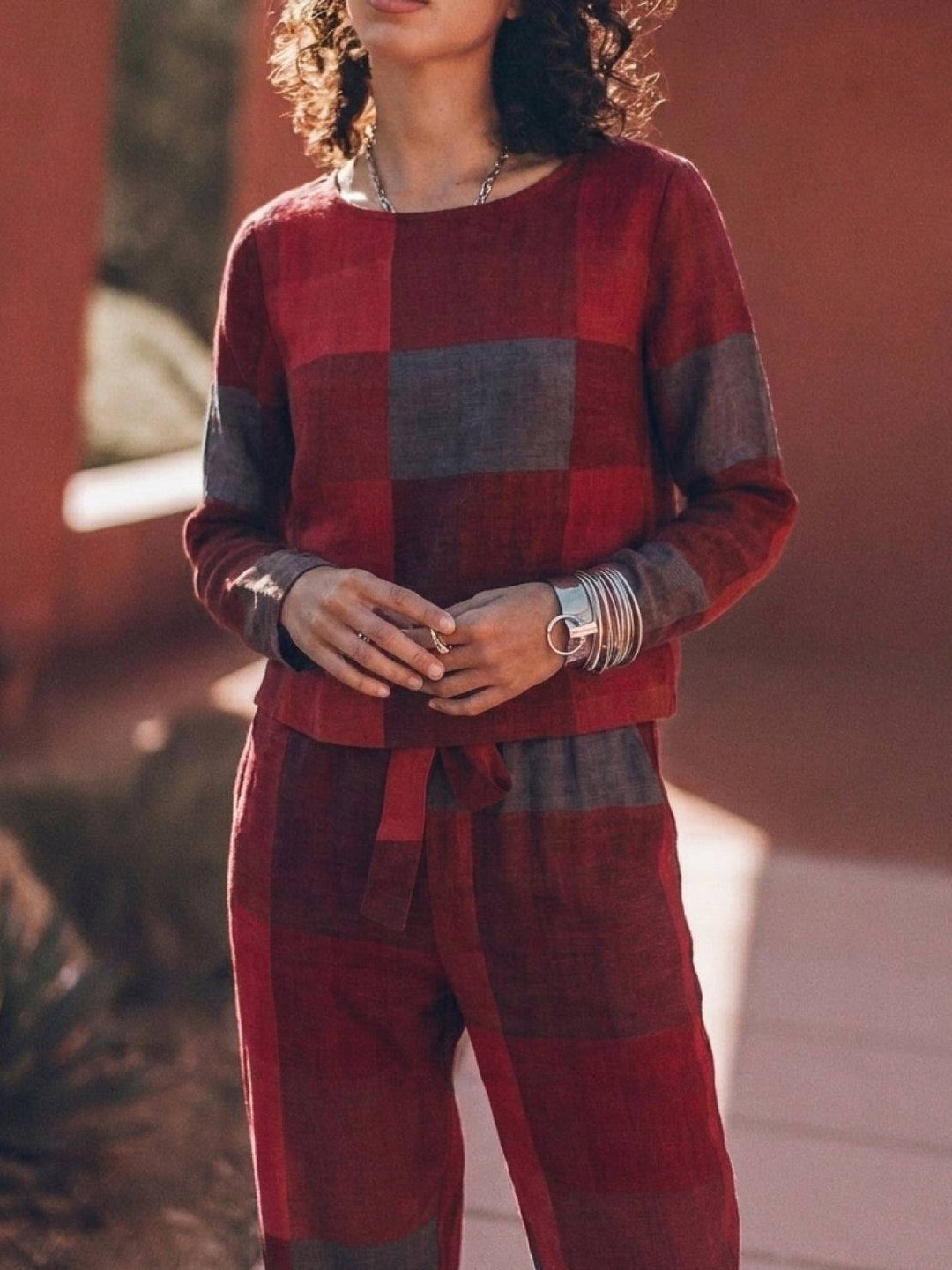 Cotton-Linen Monochrome Capsule crimson tartan image 7 