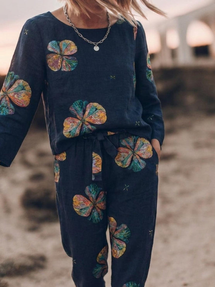 Cotton-Linen Monochrome Capsule midnight flowers image 3 