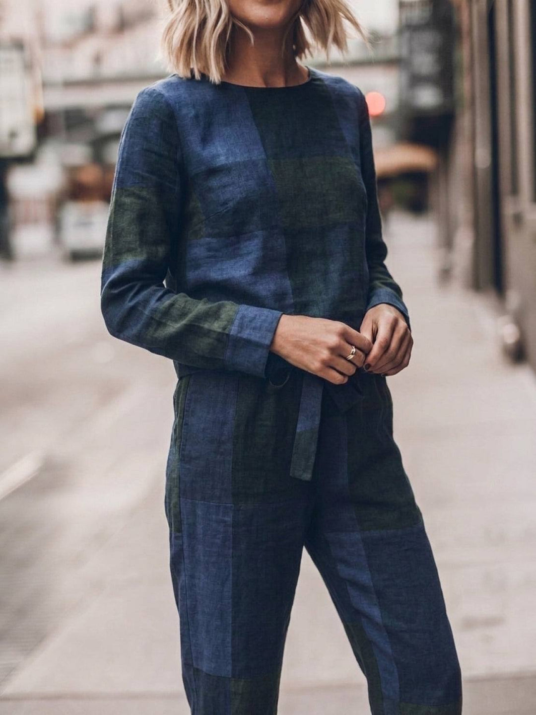 Cotton-Linen Monochrome Capsule blue tartan image 3 
