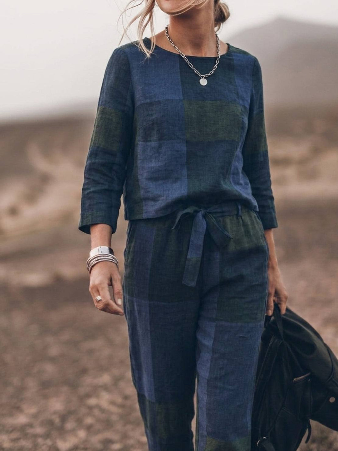 Cotton-Linen Monochrome Capsule blue tartan image 5 