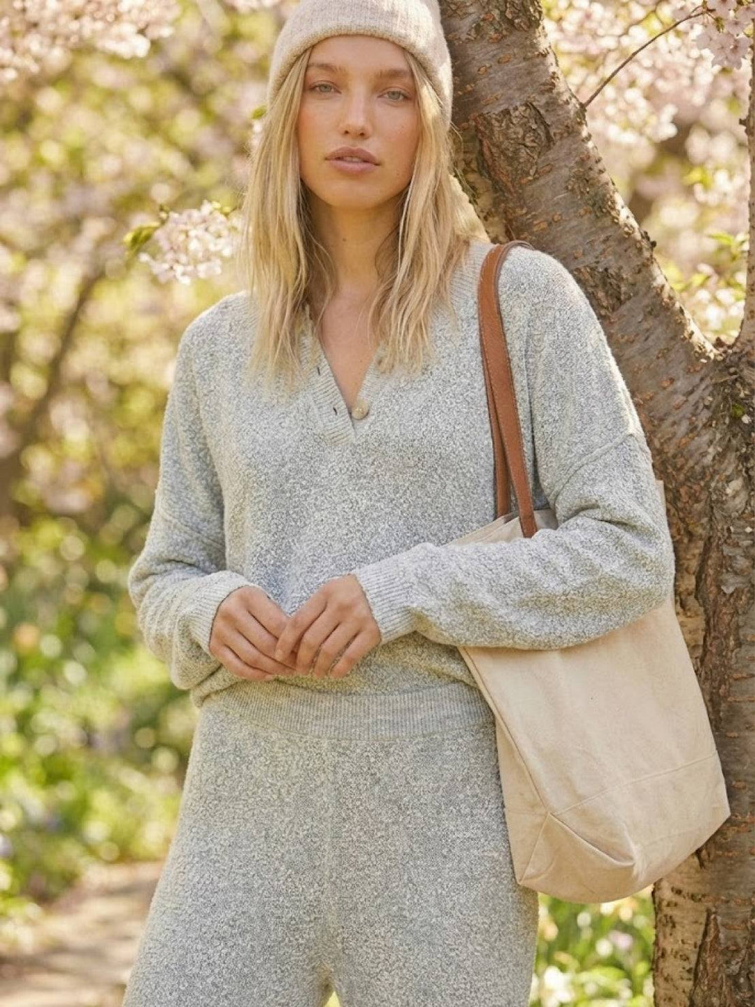 Multi-Weather Comfort: Two-Piece Oversized Set light gray image 5 
