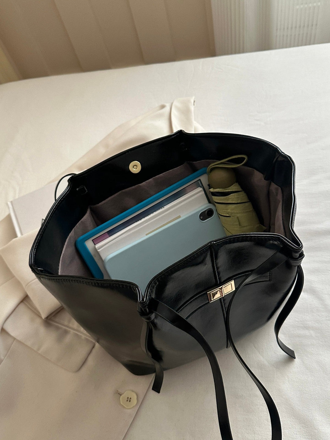 Classic Shopper Bag black image 5 
