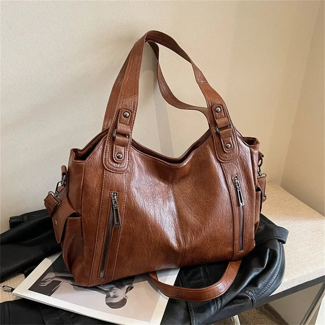Sculpted Shoulder Bag dark brown image 4 
