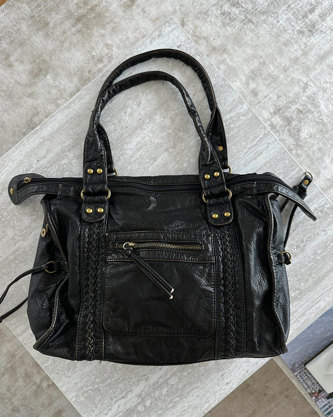 Classic Shoulder Bag black image 3 