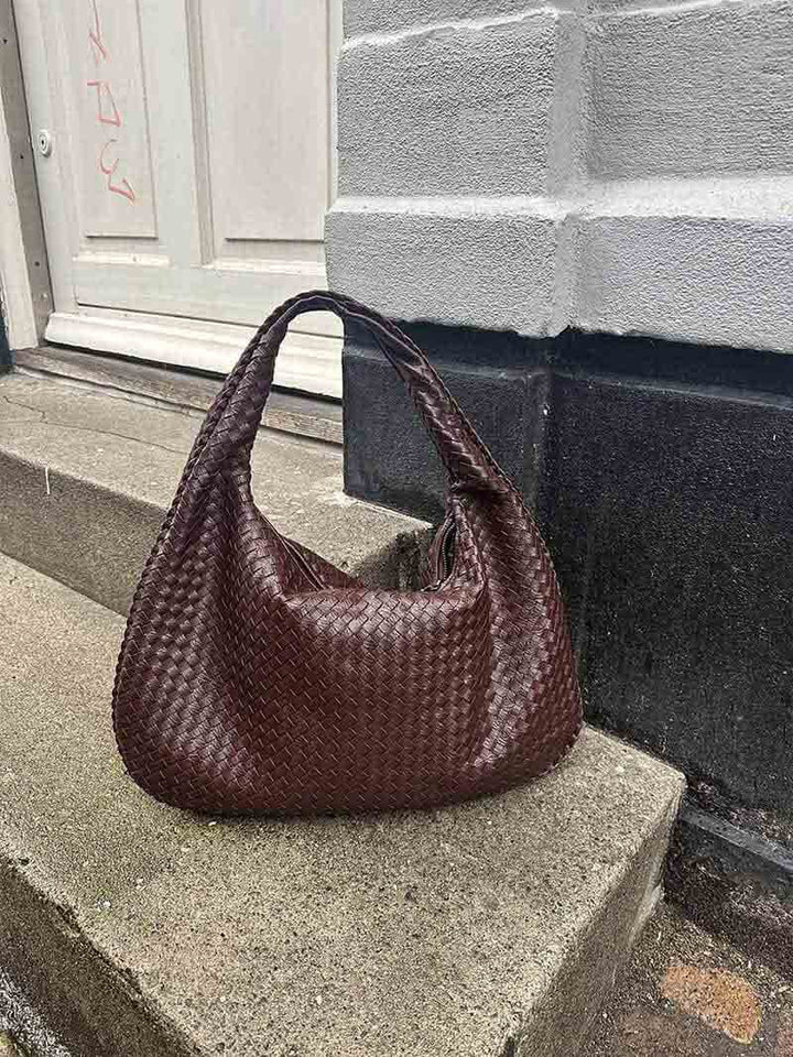 Oversized Woven Bag dark brown image 12 