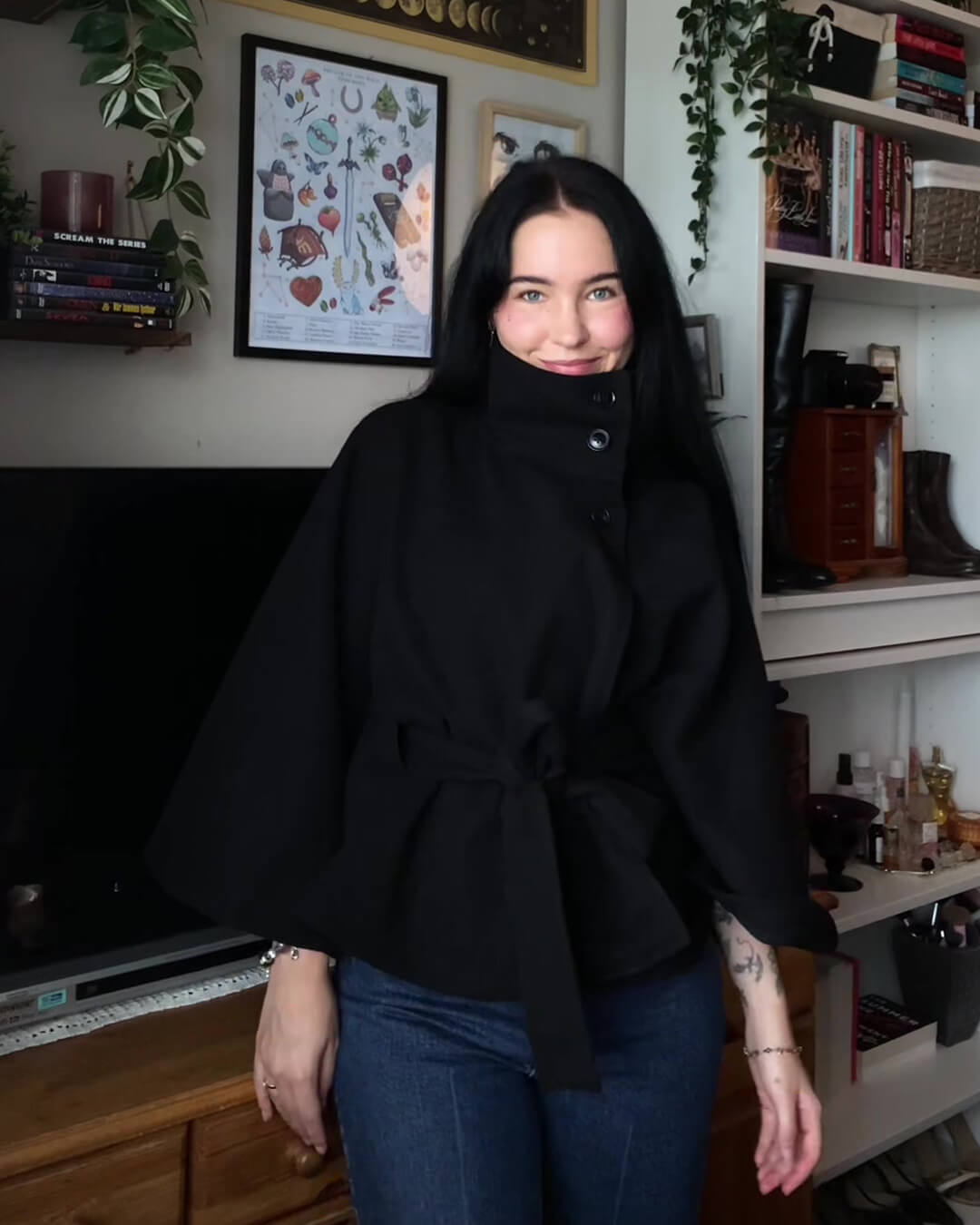 Elegant High-Neck Belted Cape Jacket black image 8 