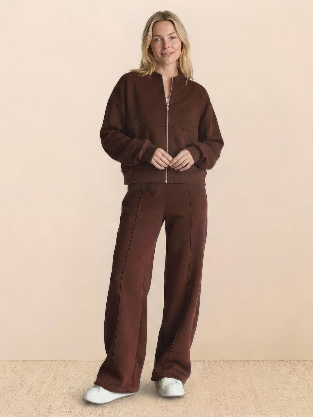 The Voyager Zip Set brown image 1 