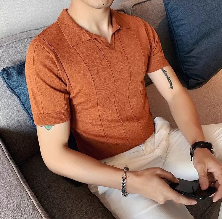 VERTICAL RIBBED V-NECK KNIT POLO