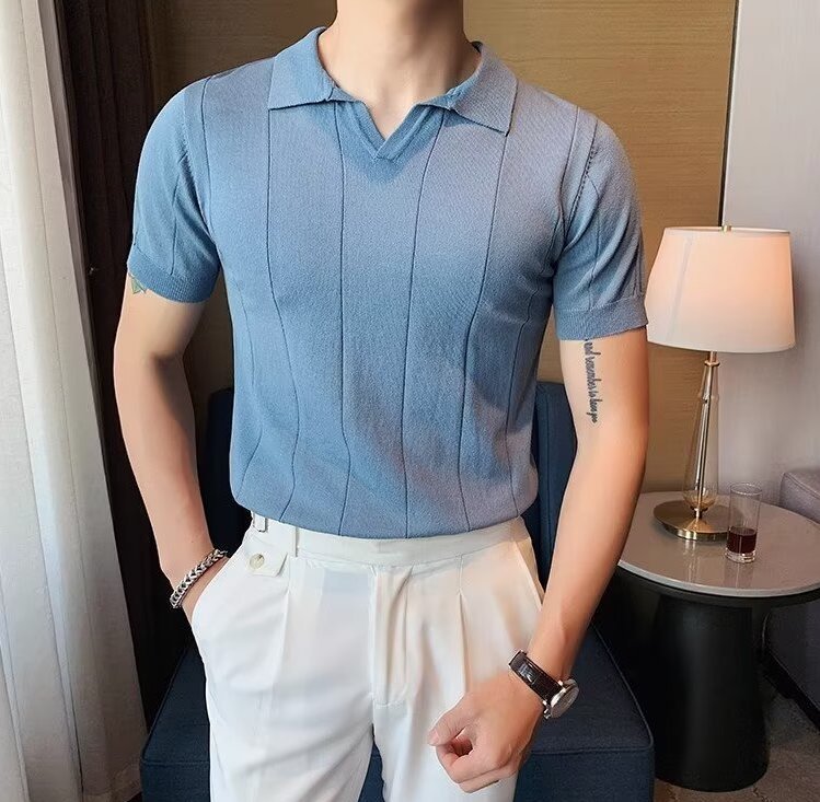 VERTICAL RIBBED V-NECK KNIT POLO